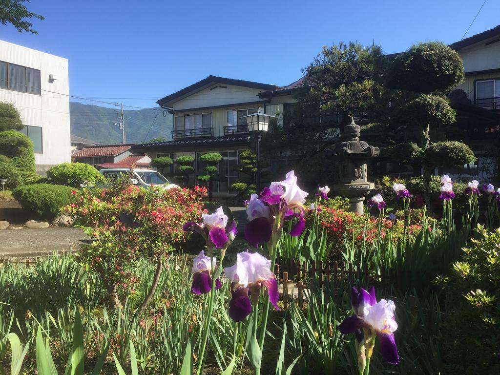 Hôtel Minshuku Fugakuso à Fujikawaguchiko Extérieur photo