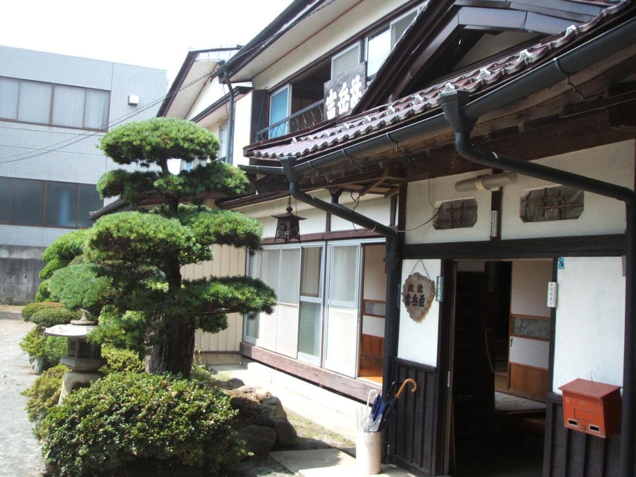 Hôtel Minshuku Fugakuso à Fujikawaguchiko Extérieur photo